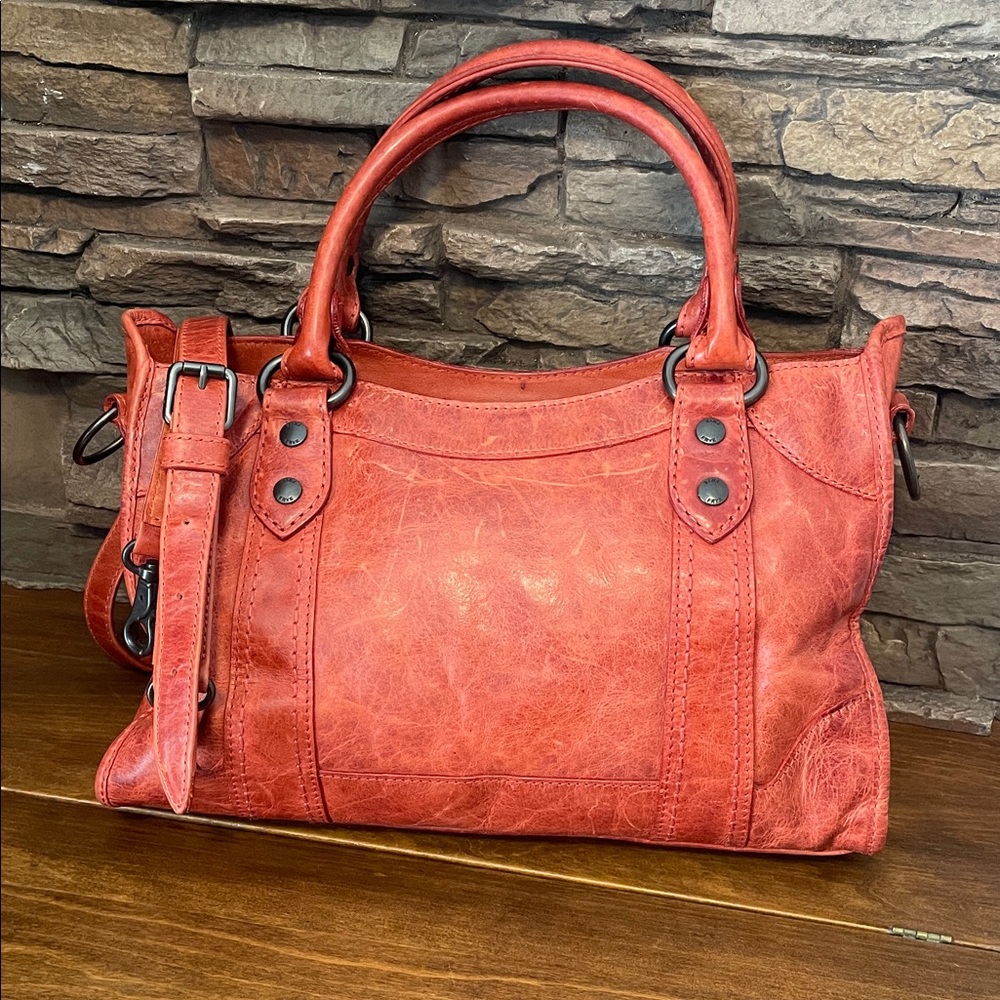 🧡🤍HOST PICK 🧡🤍Frye Melissa Satchel/Crossbody Burnt Orange Distressed Leather